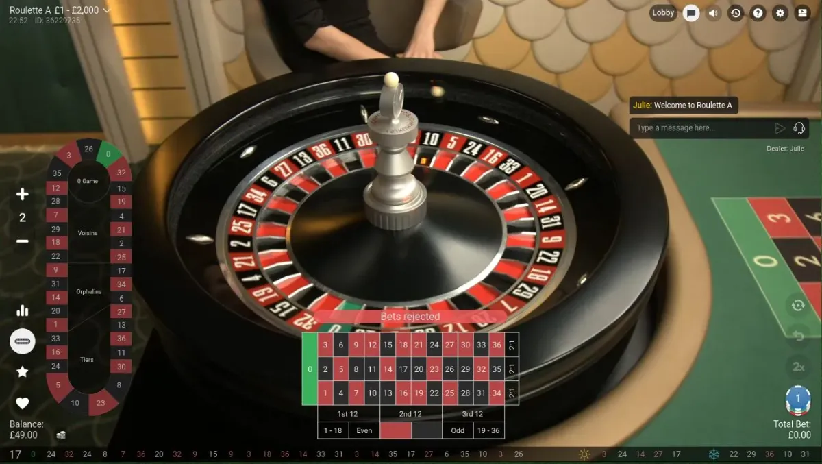 Roulette Live Ruota della roulette con pallina in movimento